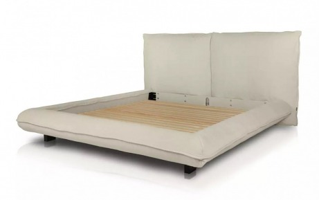 MOYA BED